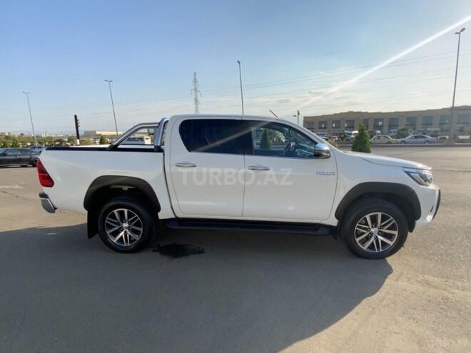 Toyota Hilux 2020, 25,000 km - 2.4 l - Gəncə