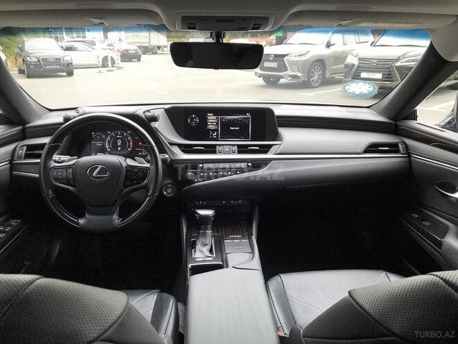 Lexus ES 250 2020, 30,000 km - 2.5 l - Bakı