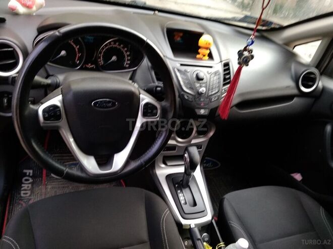 Ford Fiesta 2014, 125,529 km - 1.6 l - Bakı
