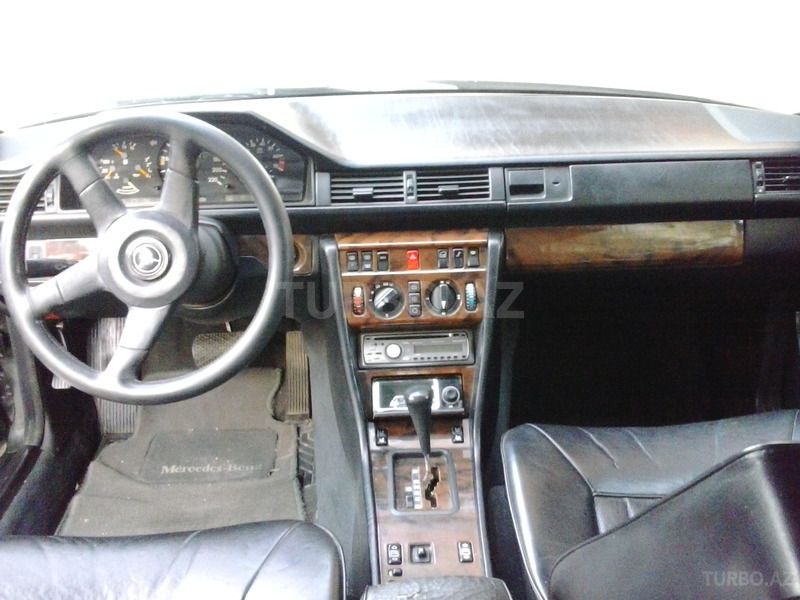 Mercedes E 230 1989, 240,000 km - 2.3 l - Bakı