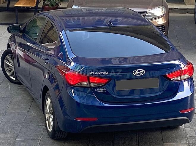 Hyundai Elantra 2015, 82,000 km - 1.8 l - Bakı