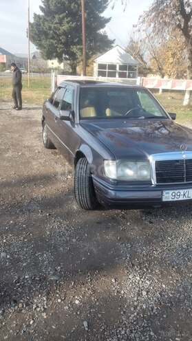 Mercedes 200 D 1993, 480,000 km - 2.0 l - Ağstafa