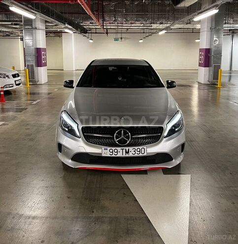 Mercedes A 180 2015, 39,000 km - 1.6 l - Bakı