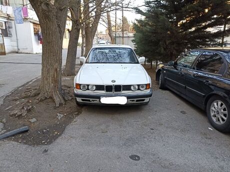BMW 740 1988