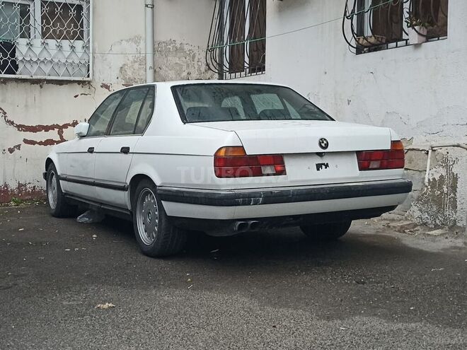 BMW 740 1988, 270,000 km - 4.0 l - Bakı