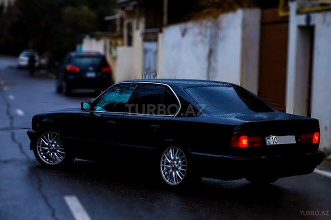 BMW 525 1991, 178,000 km - 2.5 l - Bakı