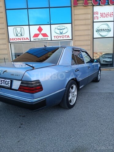 Mercedes E 230 1990, 396,000 km - 2.3 l - Bakı