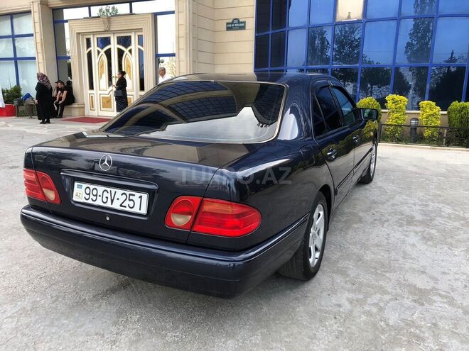 Mercedes E 200 1998, 385,000 km - 2.0 l - Bakı