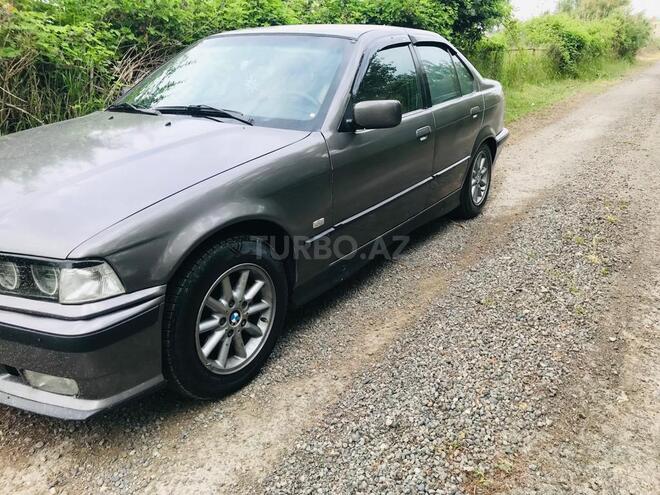 BMW 316 1994, 240,453 km - 1.6 l - Sabirabad