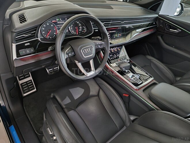 Audi Q8 2018, 35,000 km - 3.0 l - Bakı