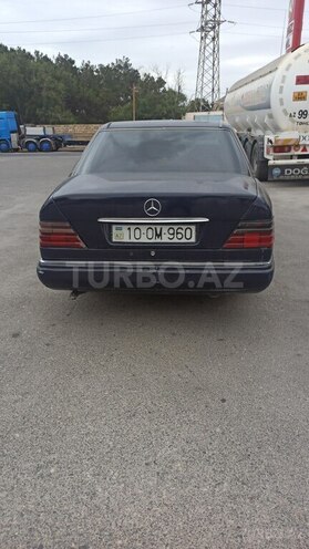 Mercedes E 250 1995, 308,164 km - 2.5 l - Sumqayıt