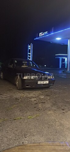 BMW 316 1993, 346,336 km - 1.6 l - Zaqatala