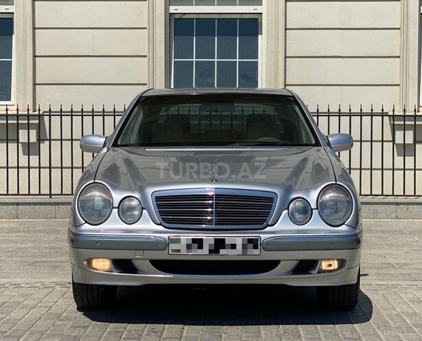 Mercedes E 220 2001, 287,000 km - 2.2 l - Bakı