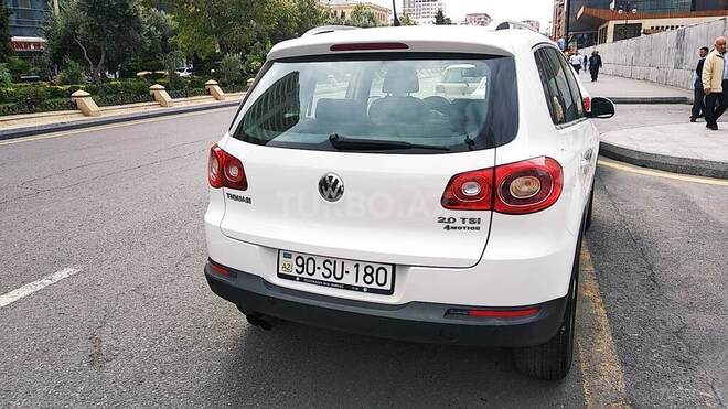 Volkswagen Tiguan 2011, 159,000 km - 2.4 l - Bakı