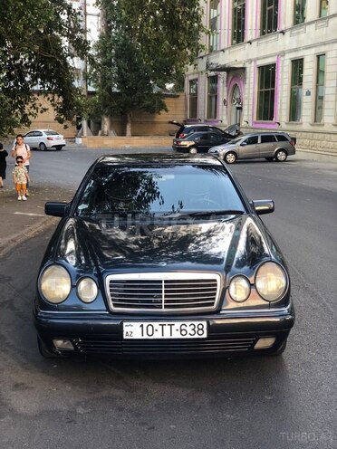 Mercedes E 230 1996, 312,580 km - 2.3 l - Bakı