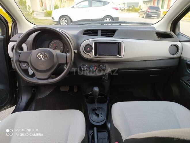 Toyota Vitz 2011, 65,000 km - 1.0 l - Bakı