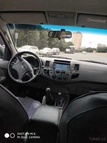Toyota Hilux 2012, 153,358 km - 2.5 l - Bakı