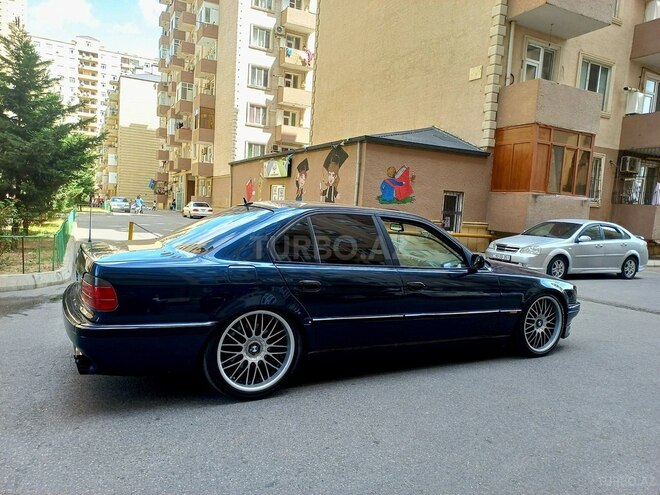 BMW 735 1996, 533,000 km - 3.5 l - Bakı