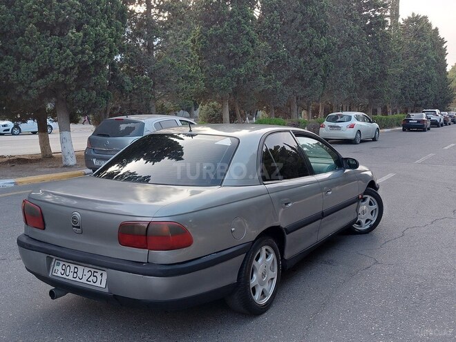 Opel Omega 1995, 245,398 km - 2.0 l - Sumqayıt