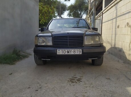Mercedes 300 D 1989