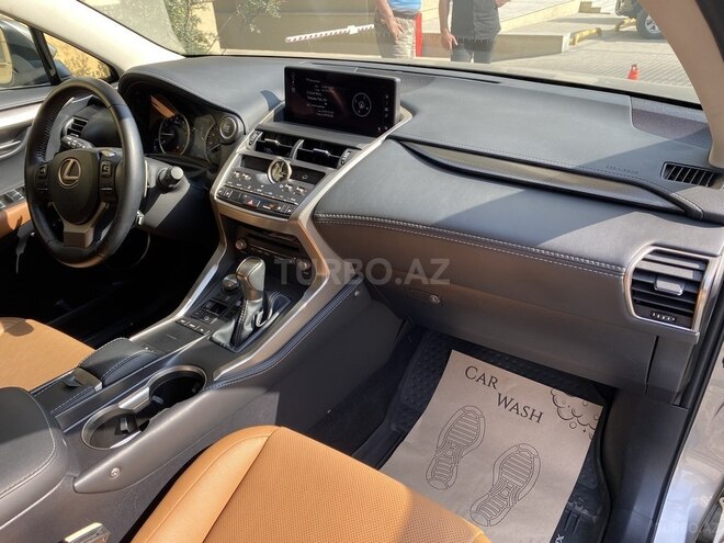 Lexus NX300 2018, 26,000 km - 2.0 l - Bakı