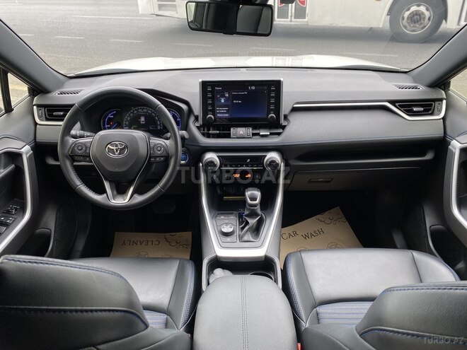 Toyota RAV 4 2020, 41,000 km - 2.5 l - Bakı