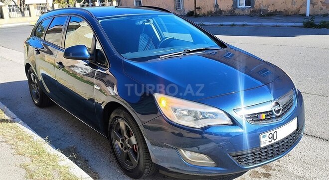 Opel Astra 2011, 222,000 km - 1.3 l - Bakı
