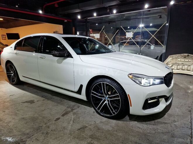 BMW 740 2018, 56,000 km - 2.0 l - Bakı