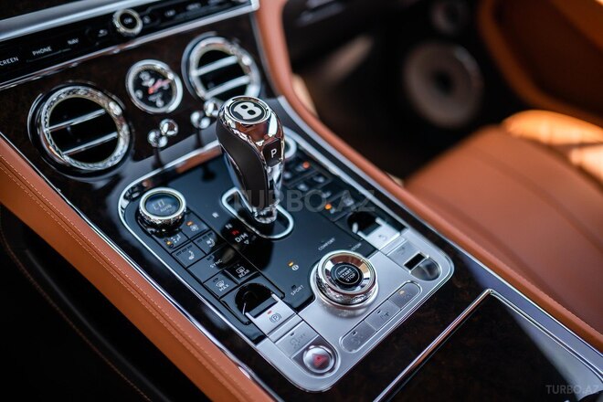 Bentley Continental 2019, 9,130 km - 6.0 l - Bakı