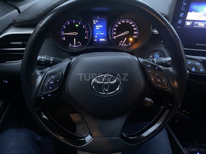 Toyota C-HR 2018, 69,500 km - 1.2 l - Bakı