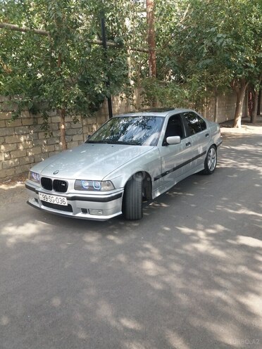 BMW 325 1994, 393,358 km - 2.5 l - Bakı