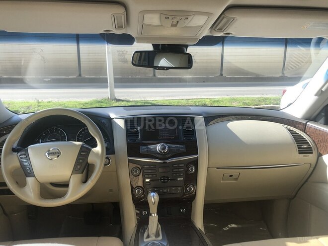 Nissan Patrol 2012, 195,000 km - 5.6 l - Bakı