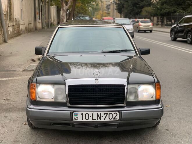 Mercedes E 230 1991, 230,000 km - 2.3 l - Bakı