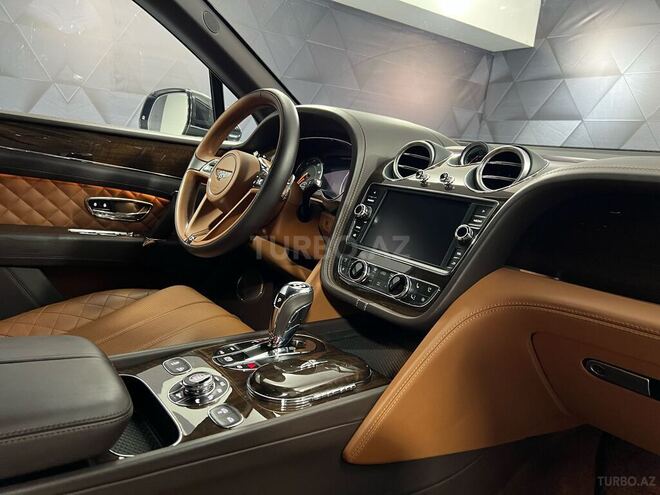 Bentley Bentayga 2016, 47,000 km - 6.0 l - Bakı