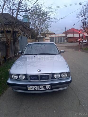 BMW 518 1994, 450,000 km - 1.8 l - Lənkəran
