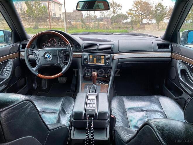 BMW 735 1999, 241,000 km - 3.5 l - Masallı