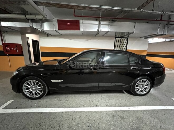 BMW 750 2012, 99,000 km - 4.4 l - Bakı