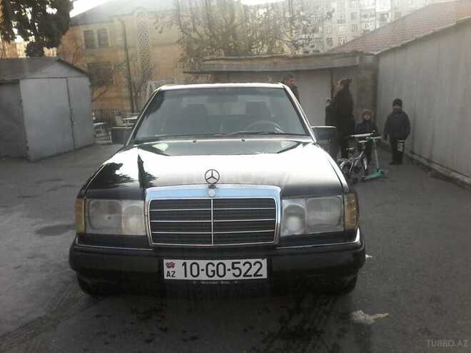 Mercedes E 260 1991, 253,680 km - 2.6 l - Bakı