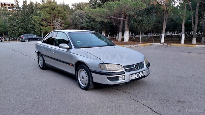 Opel Omega 1998, 215,000 km - 2.0 l - Sumqayıt