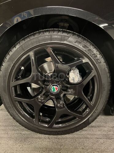 Alfa Romeo  2020, 32,817 km - 2.0 l - Bakı