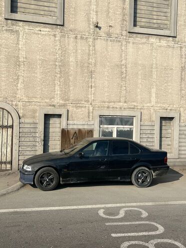BMW 318 1995, 350,000 km - 1.8 l - Bakı