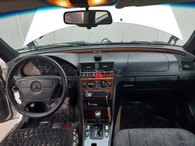 Mercedes C 250 1995, 400,000 km - 2.5 l - Bakı