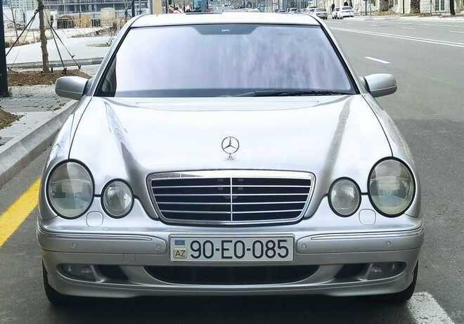 Mercedes E 280 2001, 390,000 km - 2.8 l - Bakı