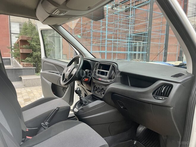 Fiat Doblo 2020, 60,000 km - 1.4 l - Bakı
