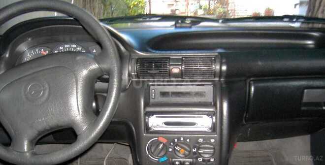 Opel Astra 1997, 275,000 km - 1.8 l - Bakı