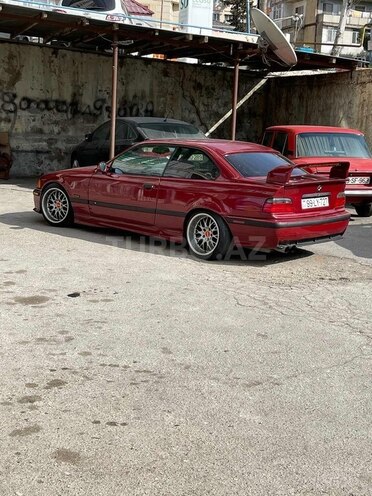 BMW 325 1996, 298,000 km - 2.5 l - Bakı