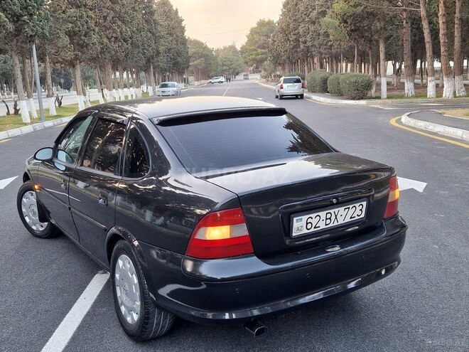 Opel Vectra 1997, 245,437 km - 2.0 l - Sumqayıt