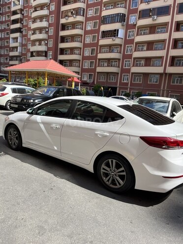 Hyundai Elantra 2016, 145,166 km - 2.0 l - Bakı