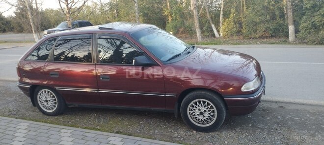 Opel Astra 1992, 99,999 km - 1.4 l - İmişli
