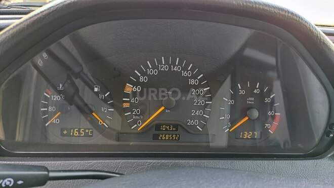 Mercedes C 240 1997, 268,600 km - 2.4 l - Bakı